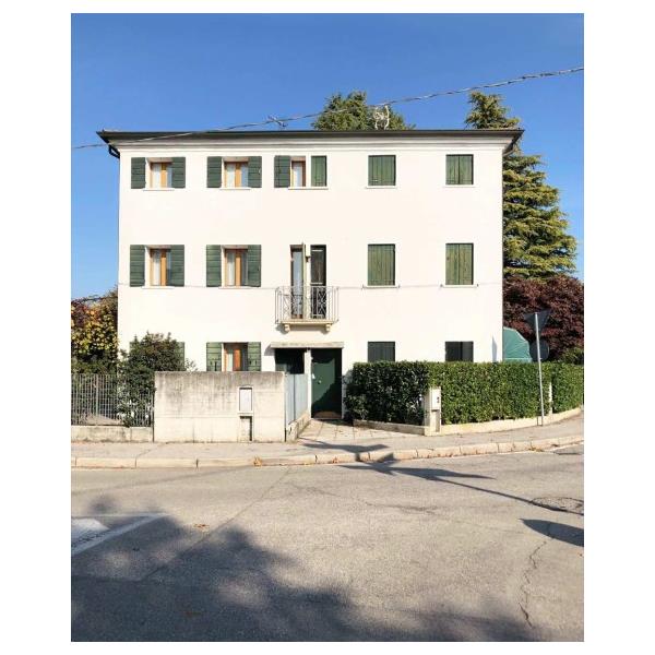 Image Title image Alt